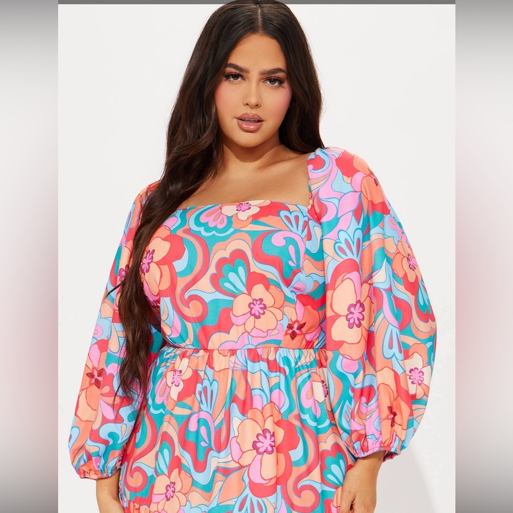 BNWT Fashion Nova Puerto Rico escape dress. Maxi dress w/ bright, retro print,3x